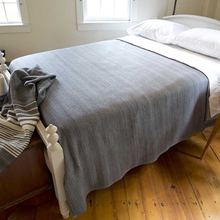Acadia Organic Wool and Cotton Bed Blanket in graphite