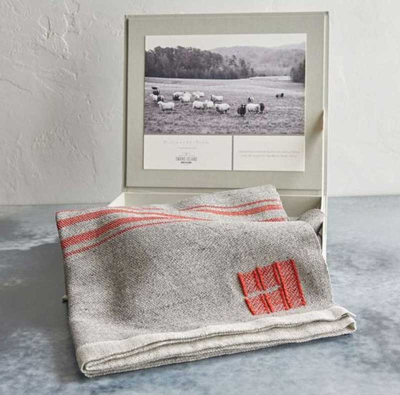 Blackberry Farm Throw