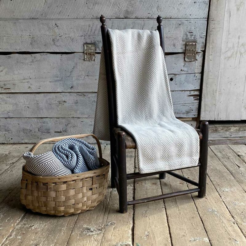Swans-Island_Seaside-Throws. Classic style woven in Maine with 100% American cotton