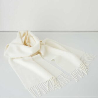 Baby alpaca scarf in ivory